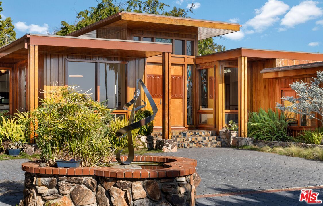676 Via Santa Ynez, Pacific Palisades